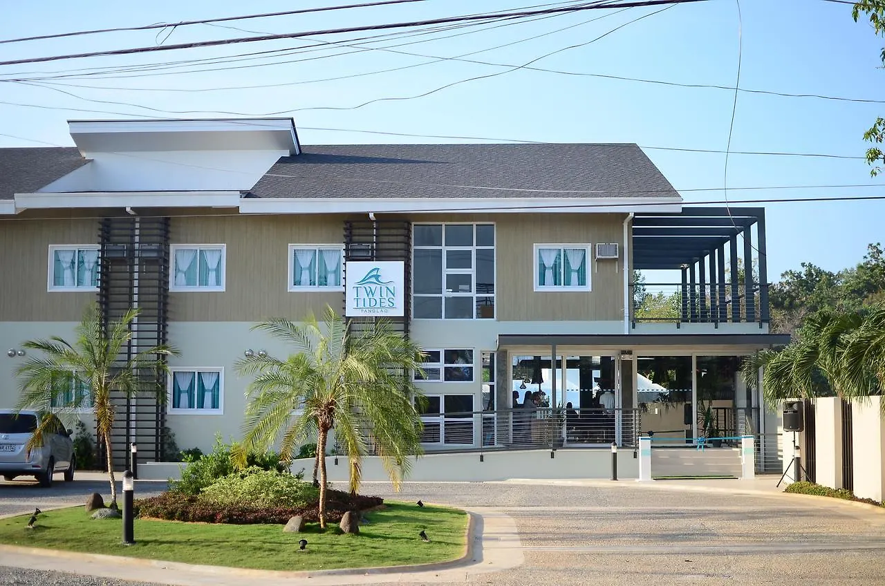 Twin Tides Panglao Hotel