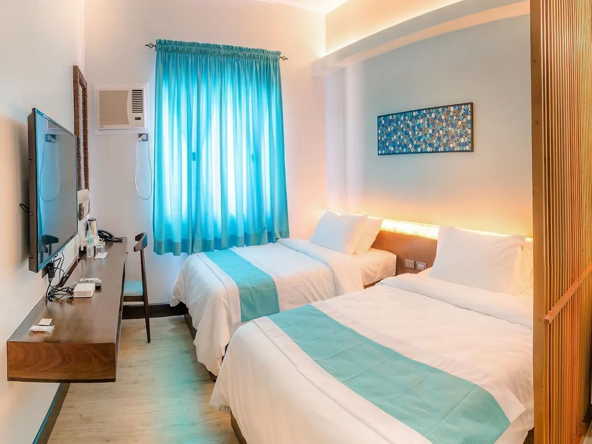 Twin Tides Panglao Hotel