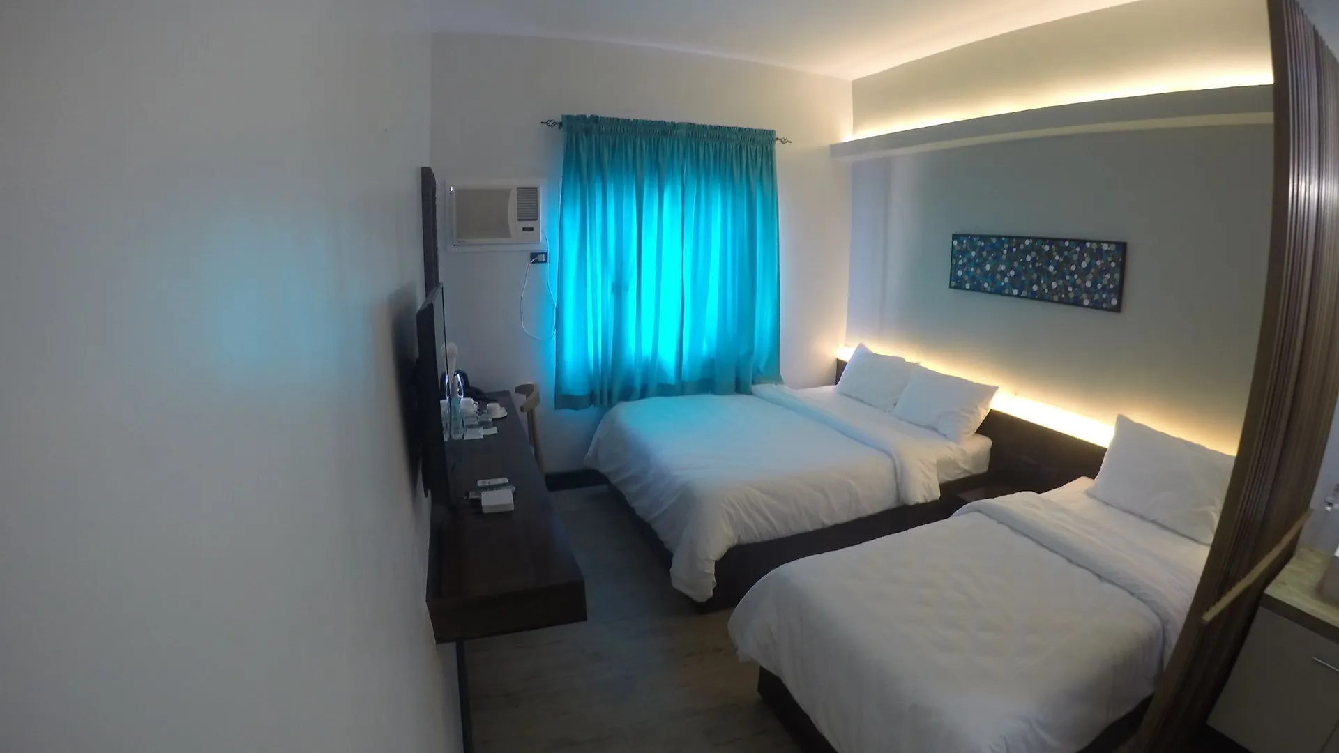 Twin Tides Panglao Hotel Resort
