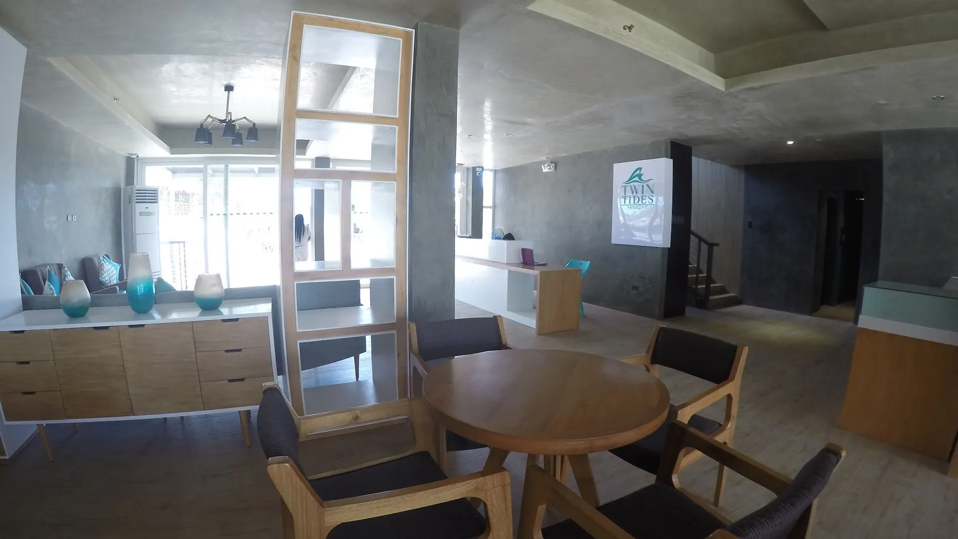 Twin Tides Panglao Hotel